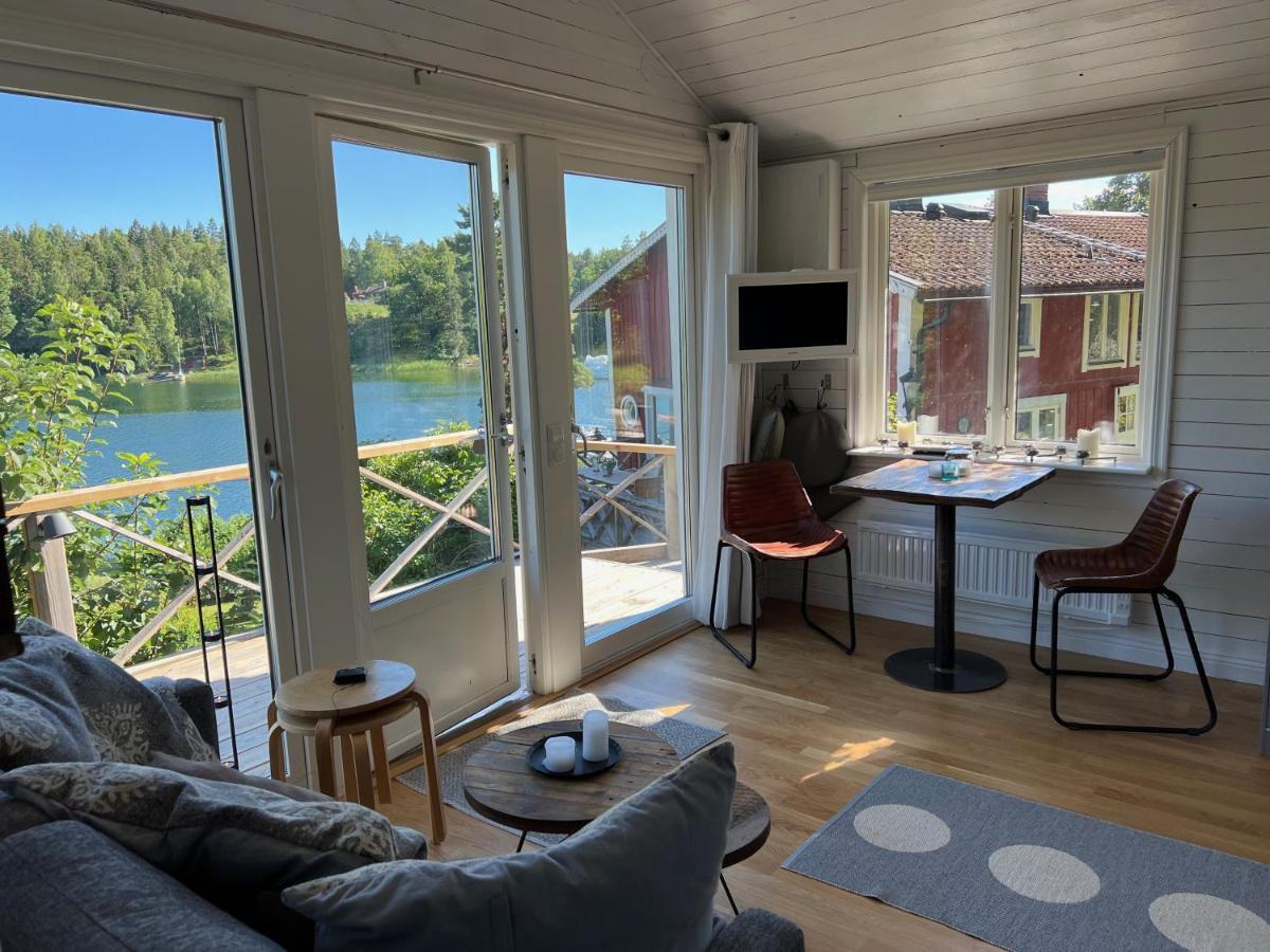 Exclusive Guesthouse With Stunning Seaview! Värmdö Extérieur photo