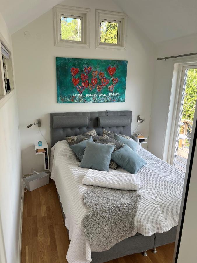 Exclusive Guesthouse With Stunning Seaview! Värmdö Extérieur photo